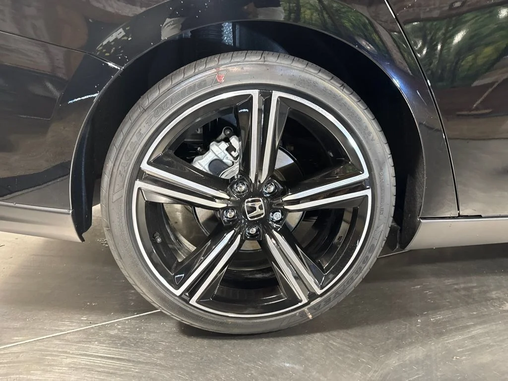 New 2026 Crystal Black Pearl Honda SE image 13