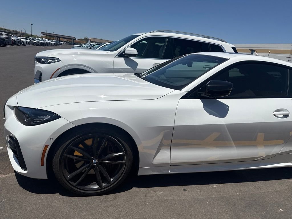 Used 2023 Alpine White BMW M440i image 3