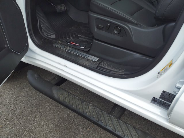 New 2026 Summit White Chevrolet LT Trail Boss image 17
