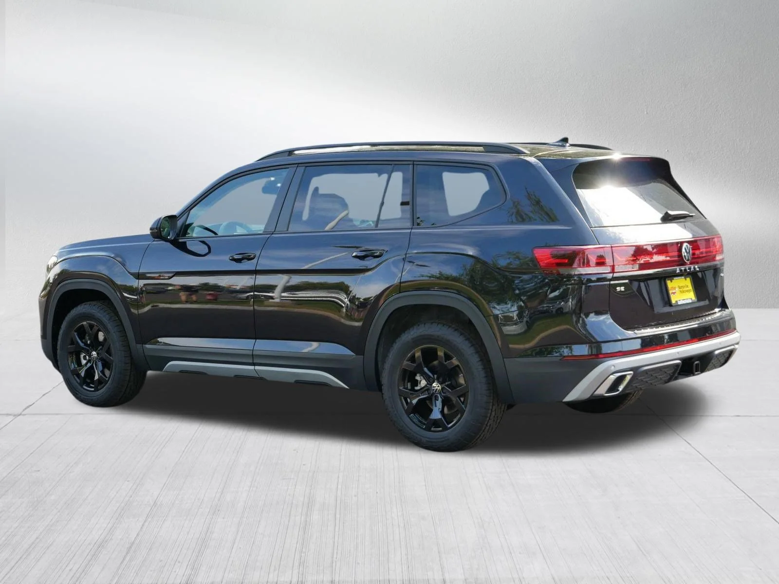 New 2026 Deep Black Pearl Volkswagen 2.0T Peak Edition image 3