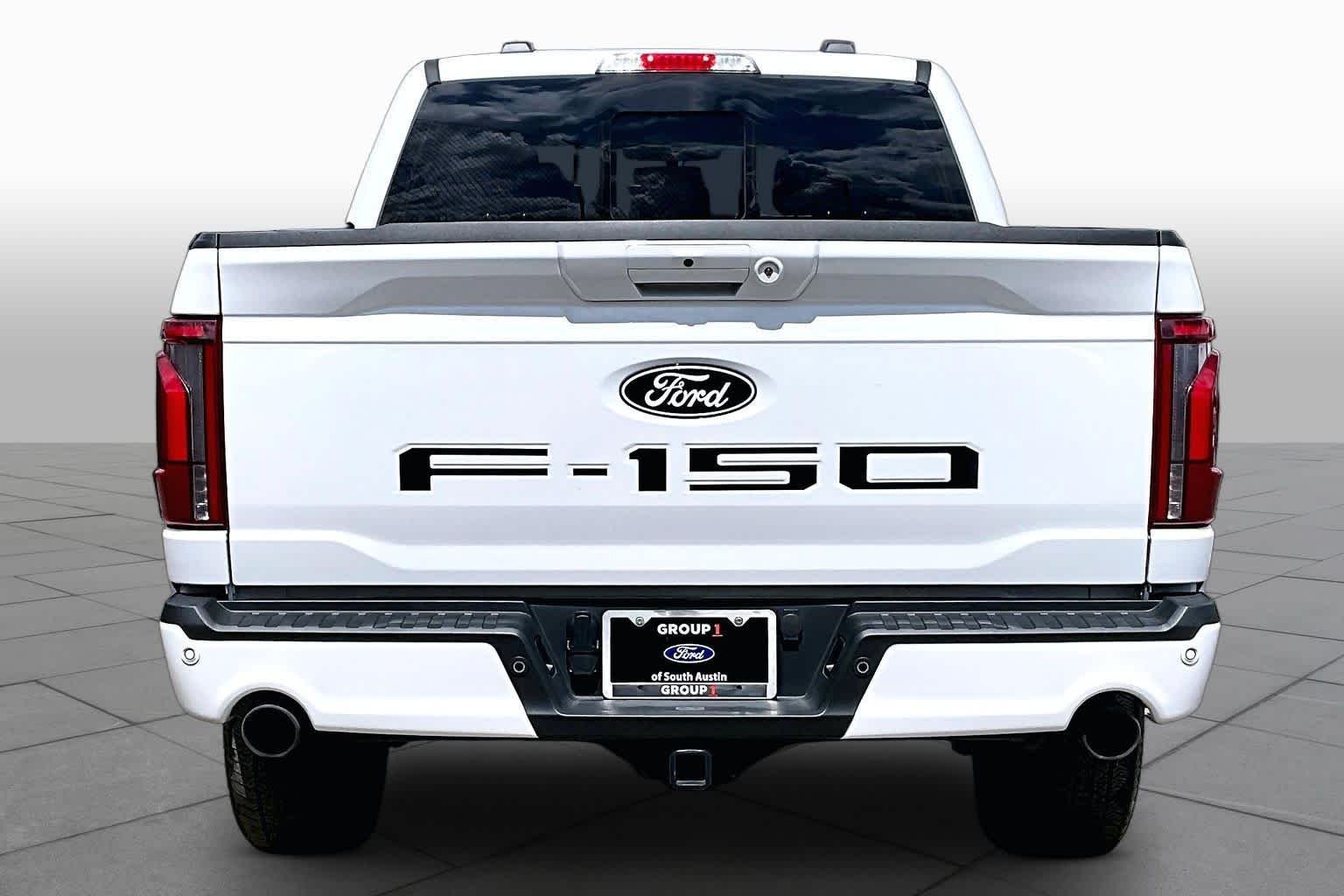 Used 2025 Oxford White Ford LARIAT image 7