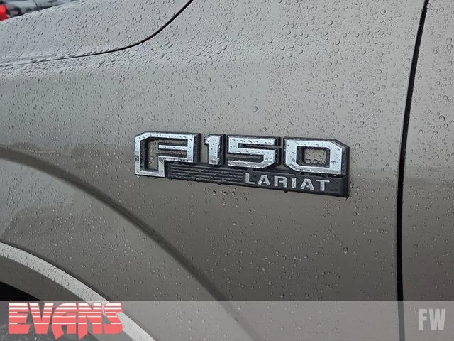 Used 2018 Gray Ford Lariat image 27