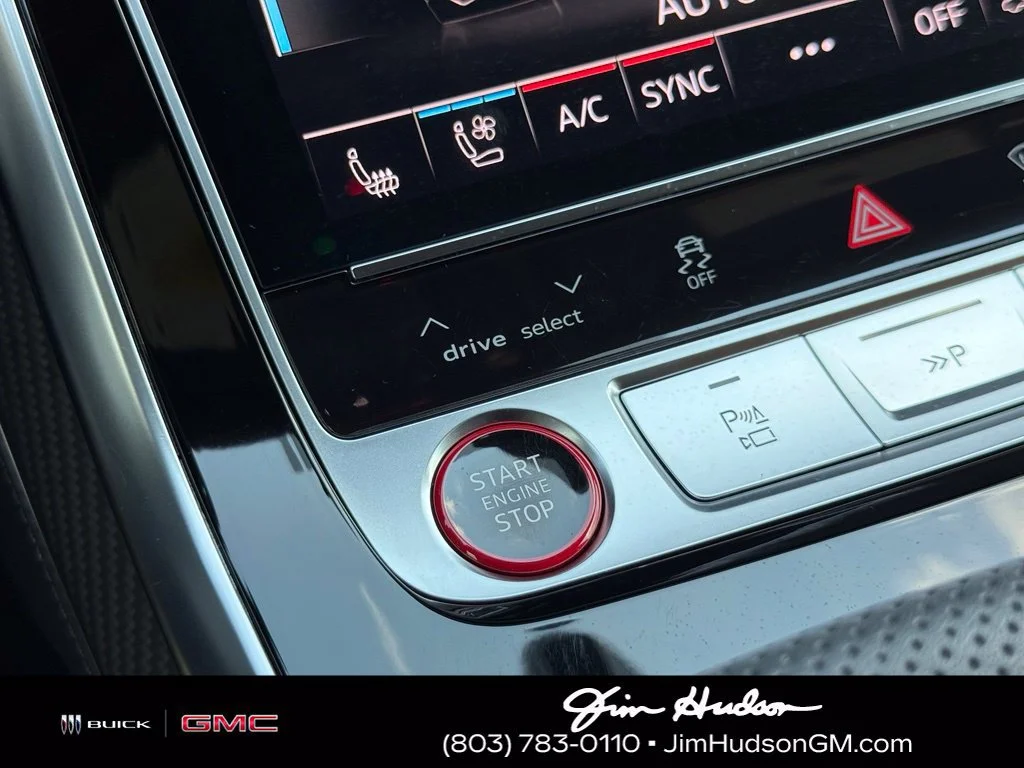 Used 2025 White Audi quattro Tiptronic image 34