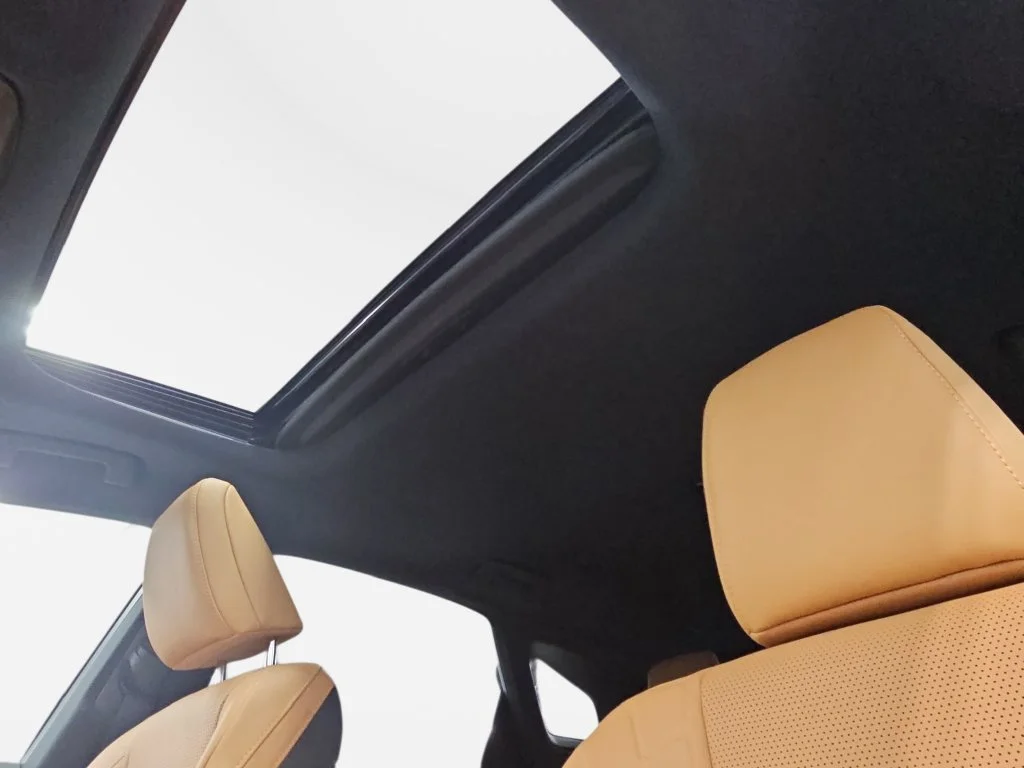 New 2026 Eminent White Pearl Lexus PREMIUM PLUS image 29