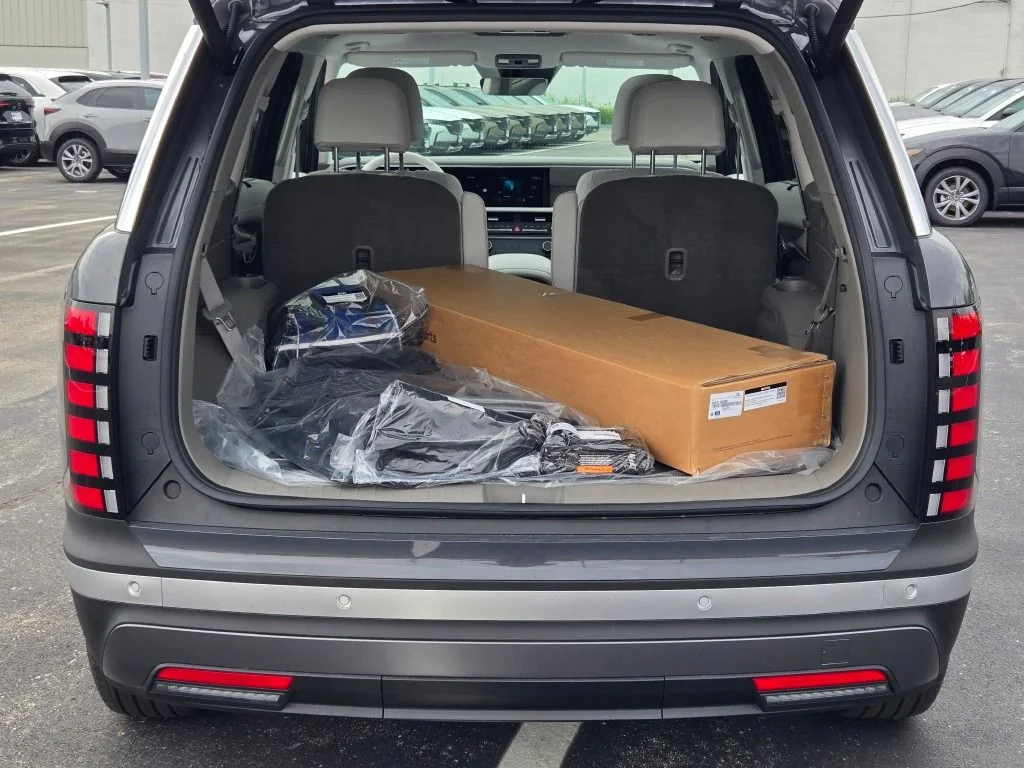 New 2026 Gray Pearl Hyundai SEL Premium image 15
