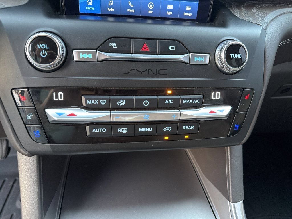 2020 Ford Explorer Platinum - Photo 22
