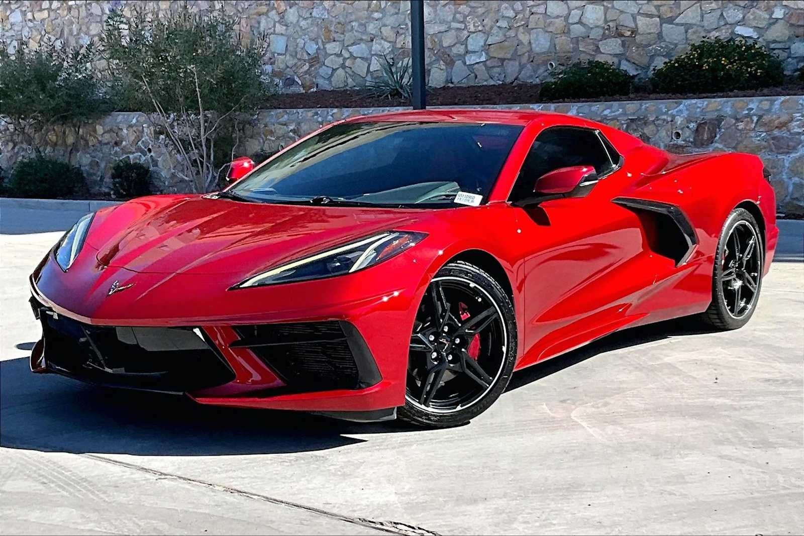 Used 2022 Red Mist Metallic Tintcoat Chevrolet 1LT image 1