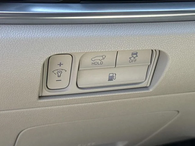 Used 2025 Gray Kia SX Prestige image 29