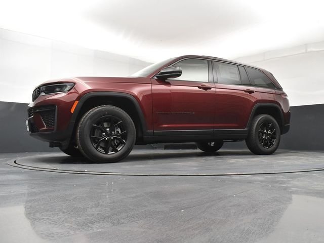 New 2026 Velvet Red Pearl-Coat Exterior Paint Jeep Altitude image 21