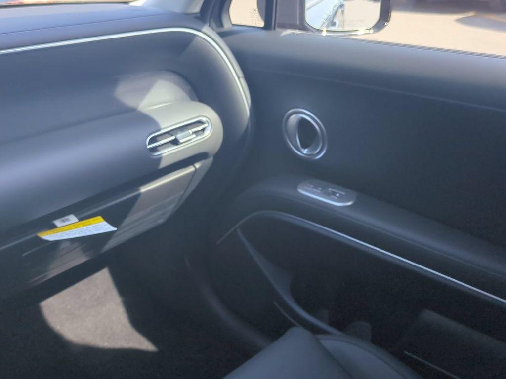 New 2027 Gray Hyundai Blue SEL 7P image 20