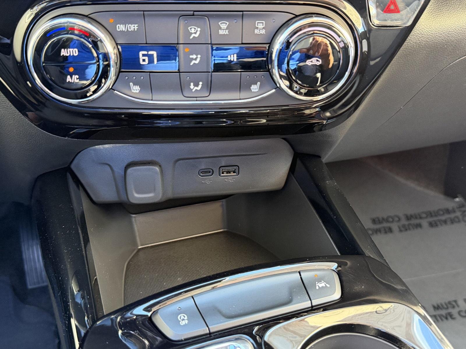 2026 Chevrolet Trax LT - Photo 18