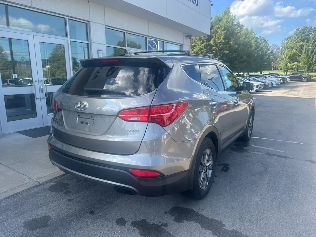 Used 2016 Gray Hyundai FWD 4dr 2.4 image 3