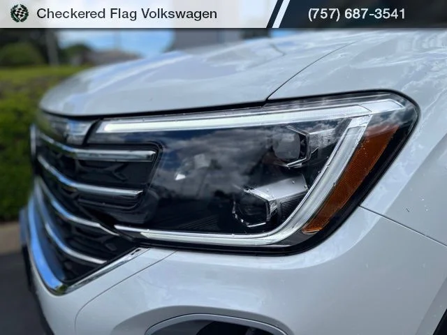 New 2026 White Volkswagen 2.0T SE image 10