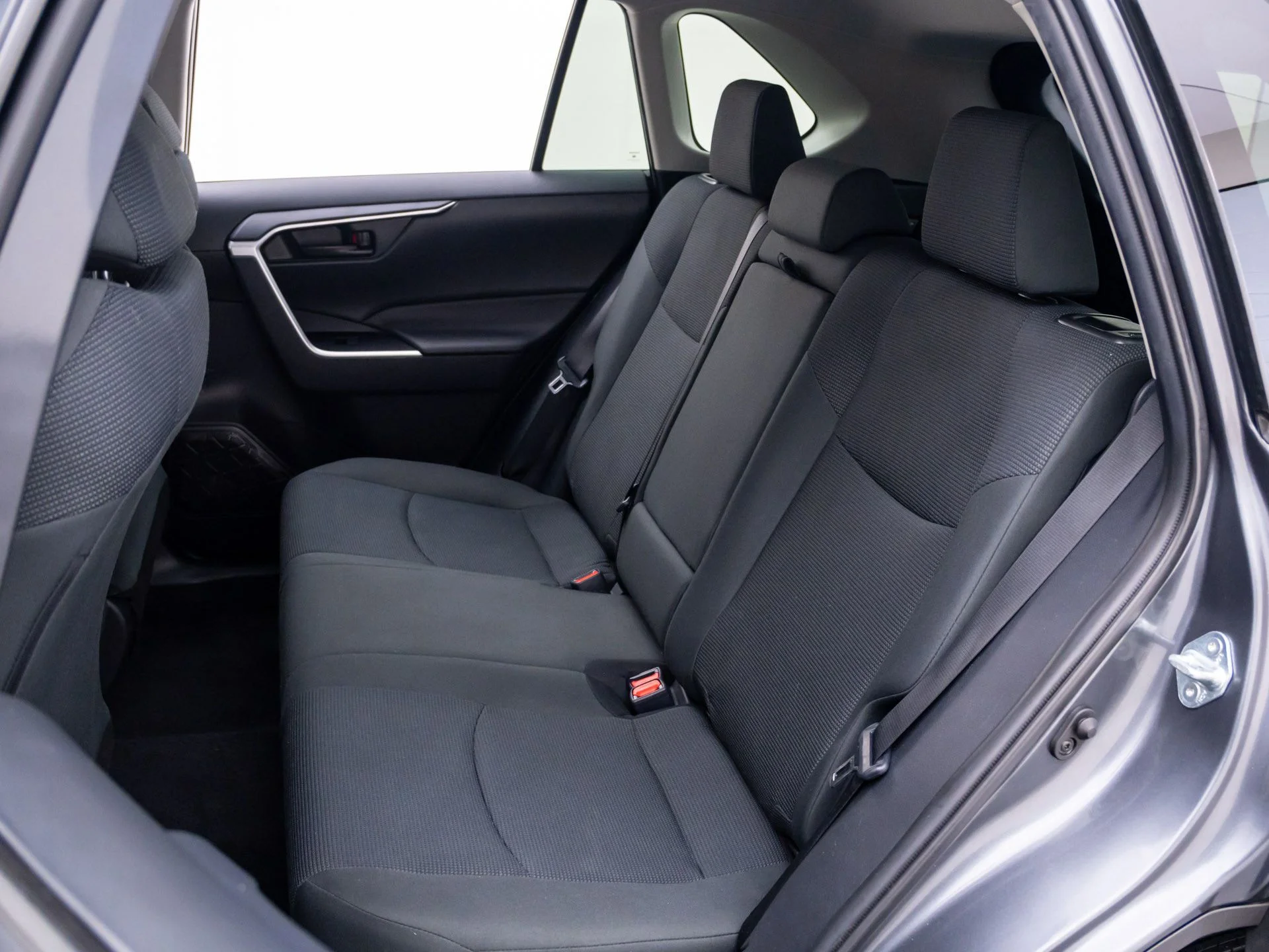 Used 2021 Gray Toyota LE image 16