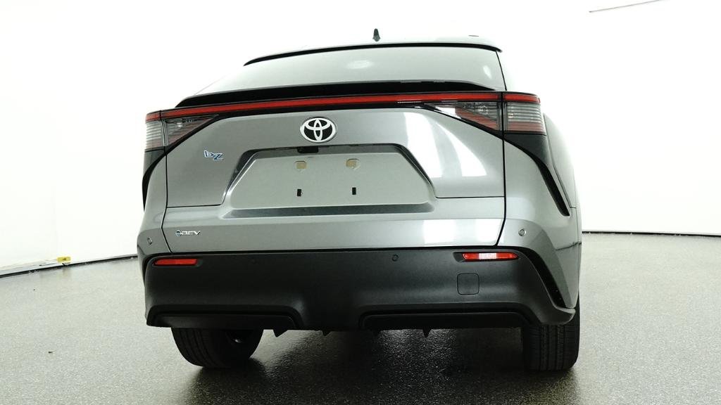 New 2026  Toyota XLE Plus image 2