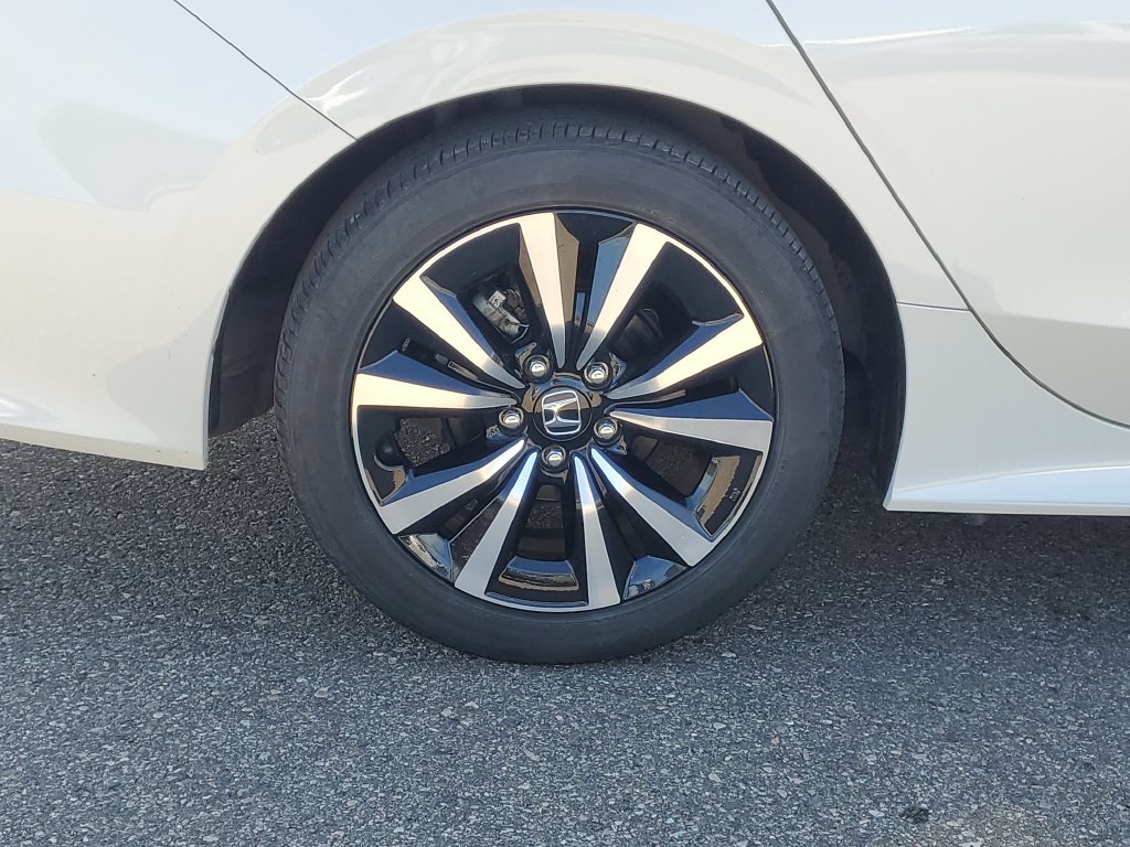 2024 Honda Civic EX - Photo 5