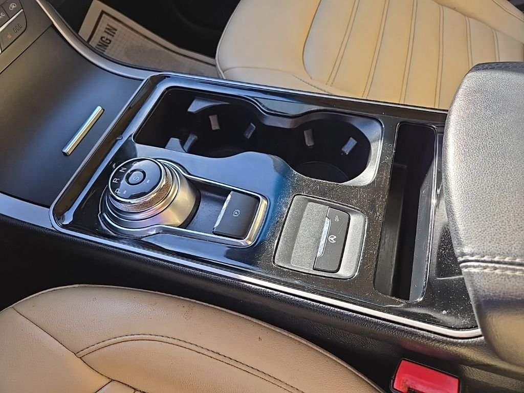 Used 2019 Blue Ford SEL image 64