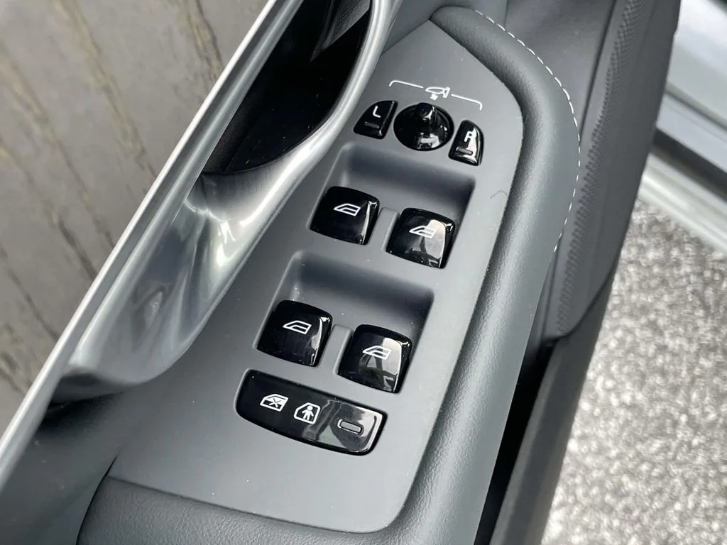 Certified Used 2024 Vapour Grey Metallic Volvo Ultimate Bright Theme image 6