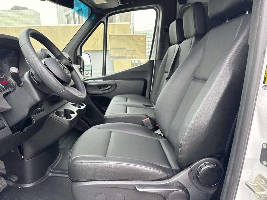 2025 Mercedes-Benz Sprinter Cargo Van Base - Photo 8