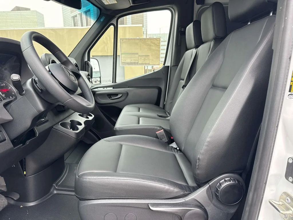 2025 Mercedes-Benz Sprinter Cargo Van Base - Photo 8
