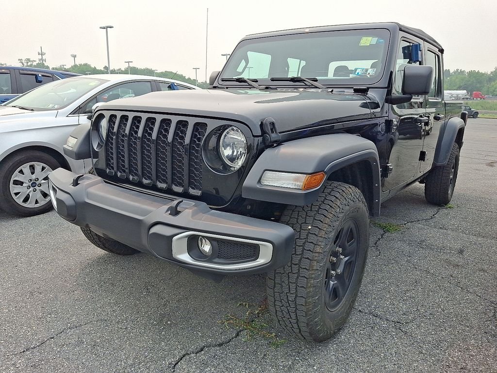 Used 2023 Black Jeep Sport image 3