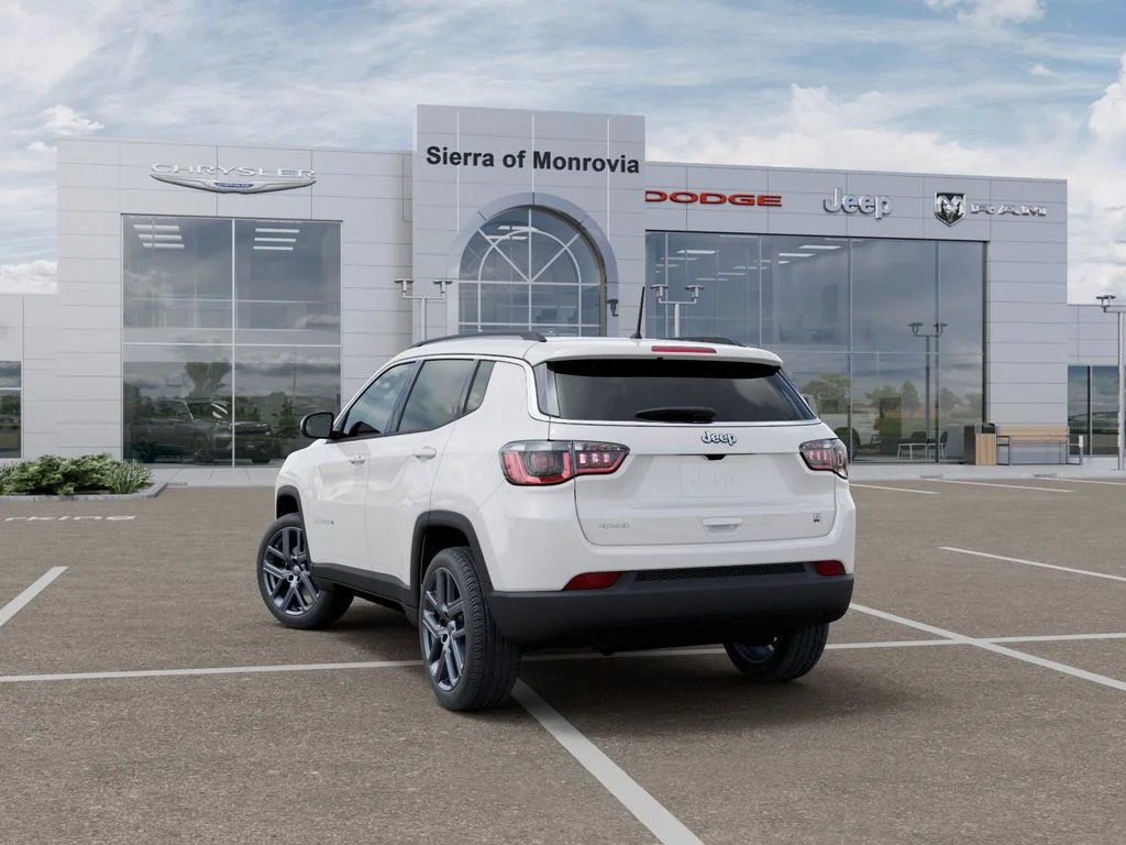 New 2026 White Jeep  image 3