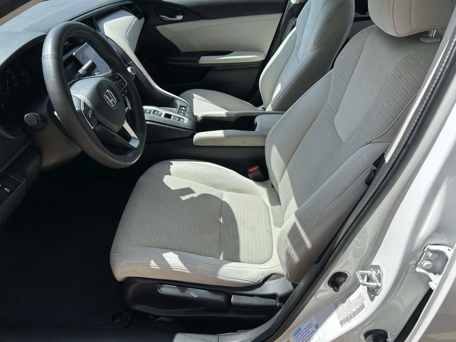 Certified Used 2022 Platinum White Pearl Honda EX image 9