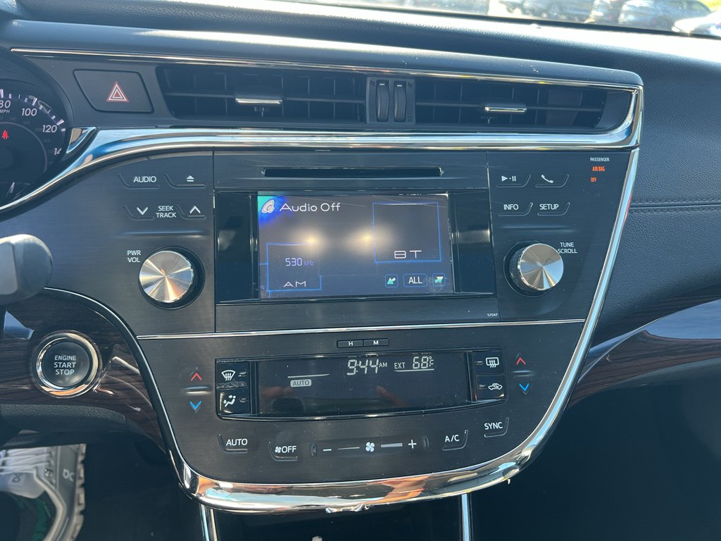 Used 2013 Classic Silver Metallic Toyota XLE Premium image 8