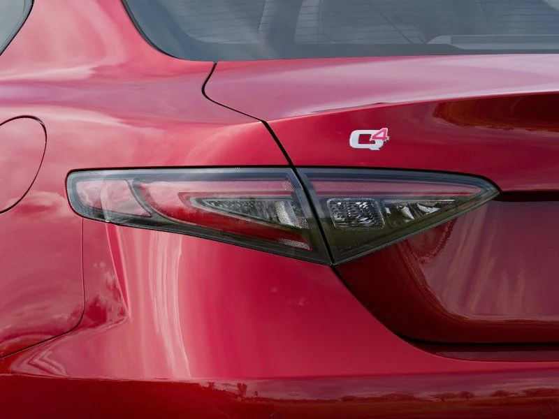 New 2025 Alfa Rosso (Red) Exterior Paint Alfa Romeo Base image 10