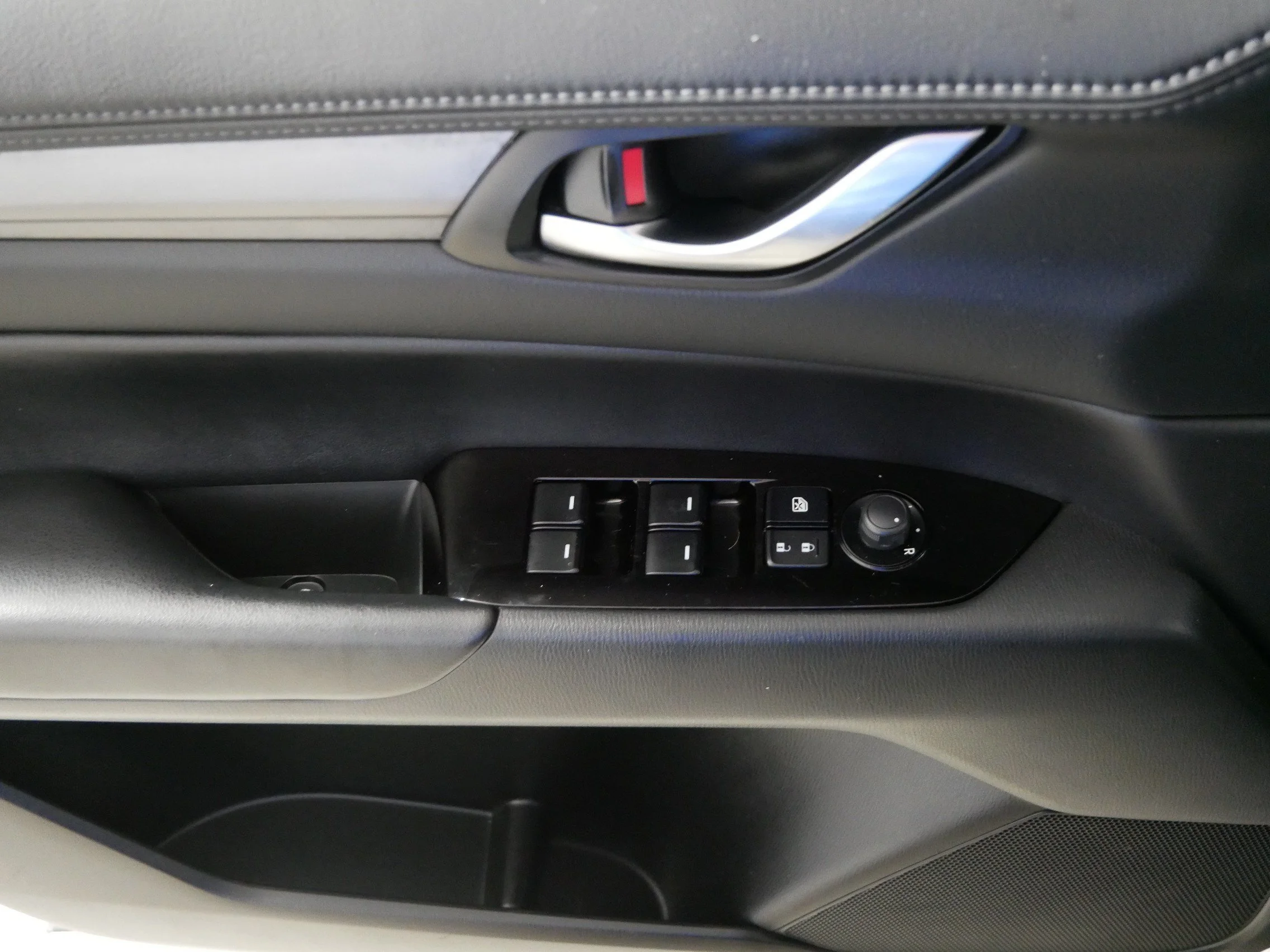 Used 2024 Jet Black Mica Mazda 2.5 S Select Package image 19