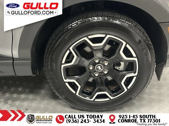 Used 2025 Gray Metallic Ford Outer Banks image 29