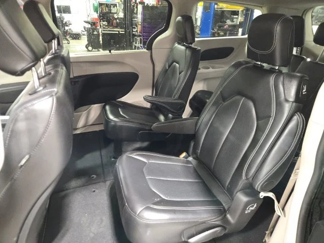 Used 2024 Black Chrysler Touring L image 12