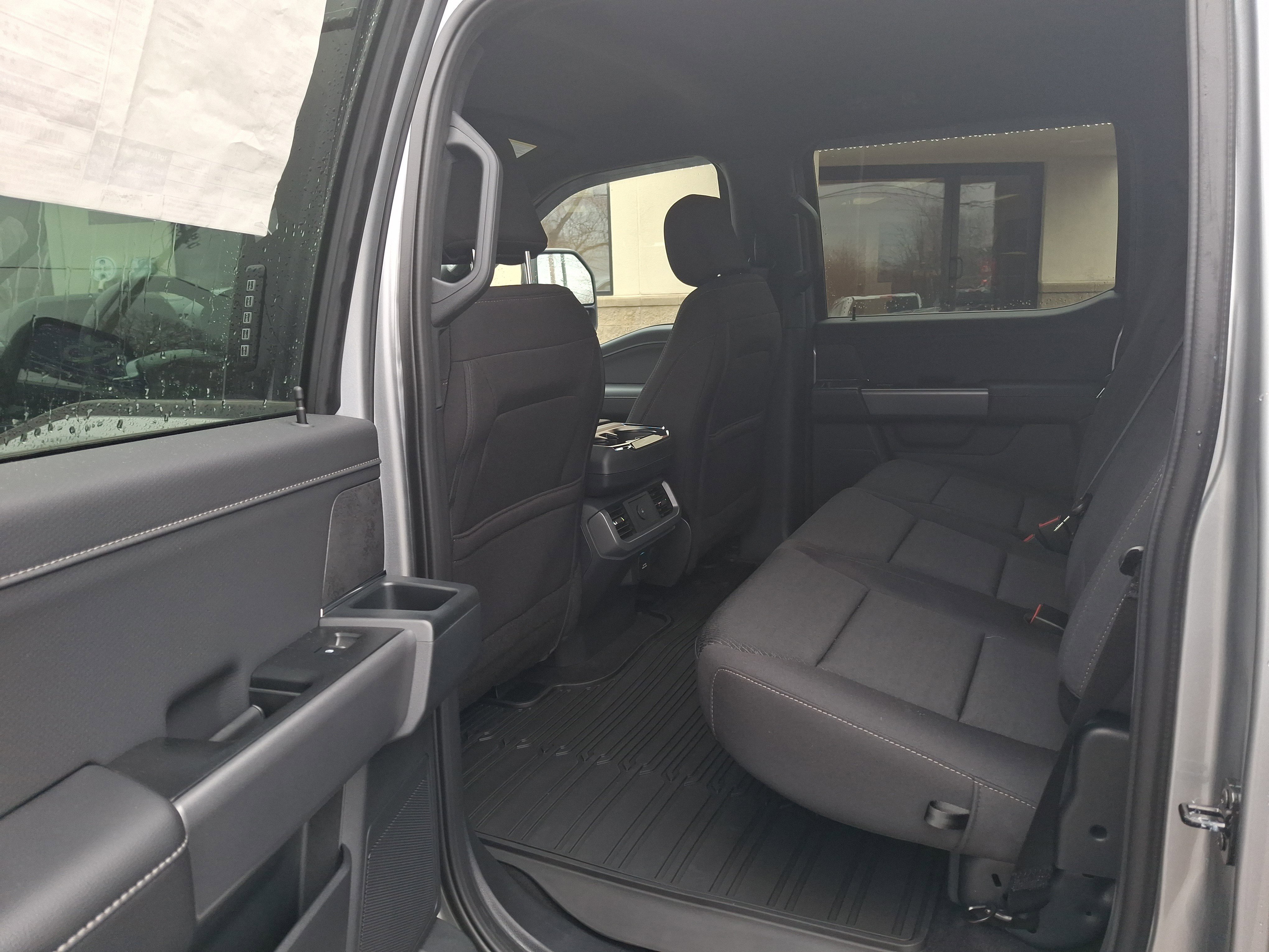 New 2026 Iconic Silver Metallic Ford XLT image 13