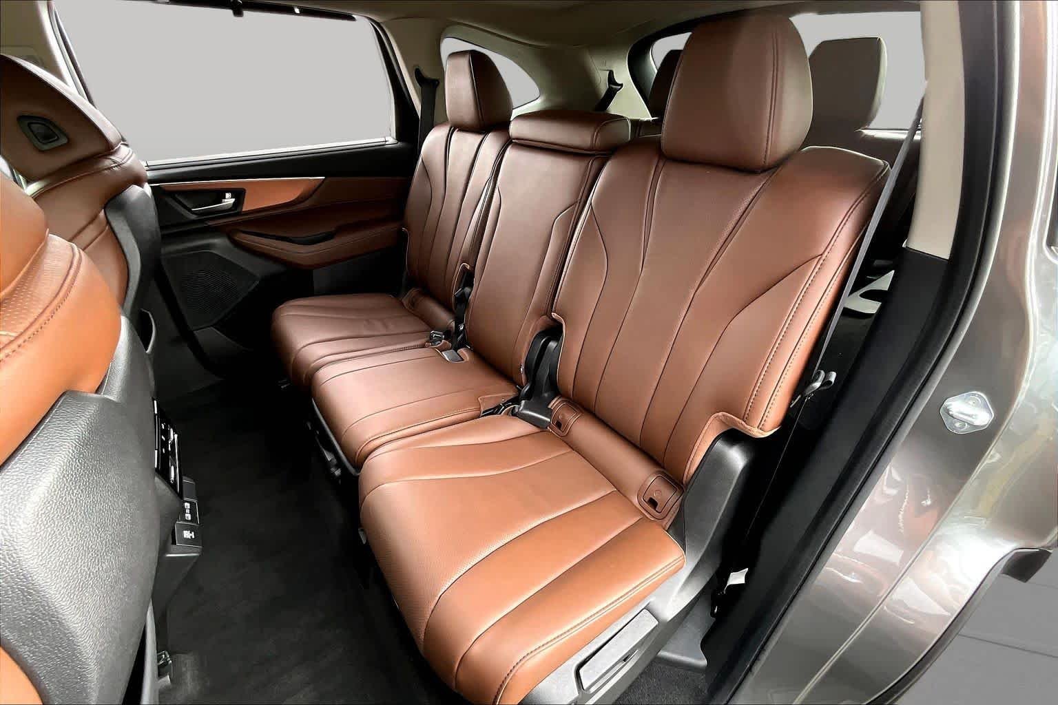 Used 2024 Liquid Carbon Metallic Acura w/Technology Package image 20