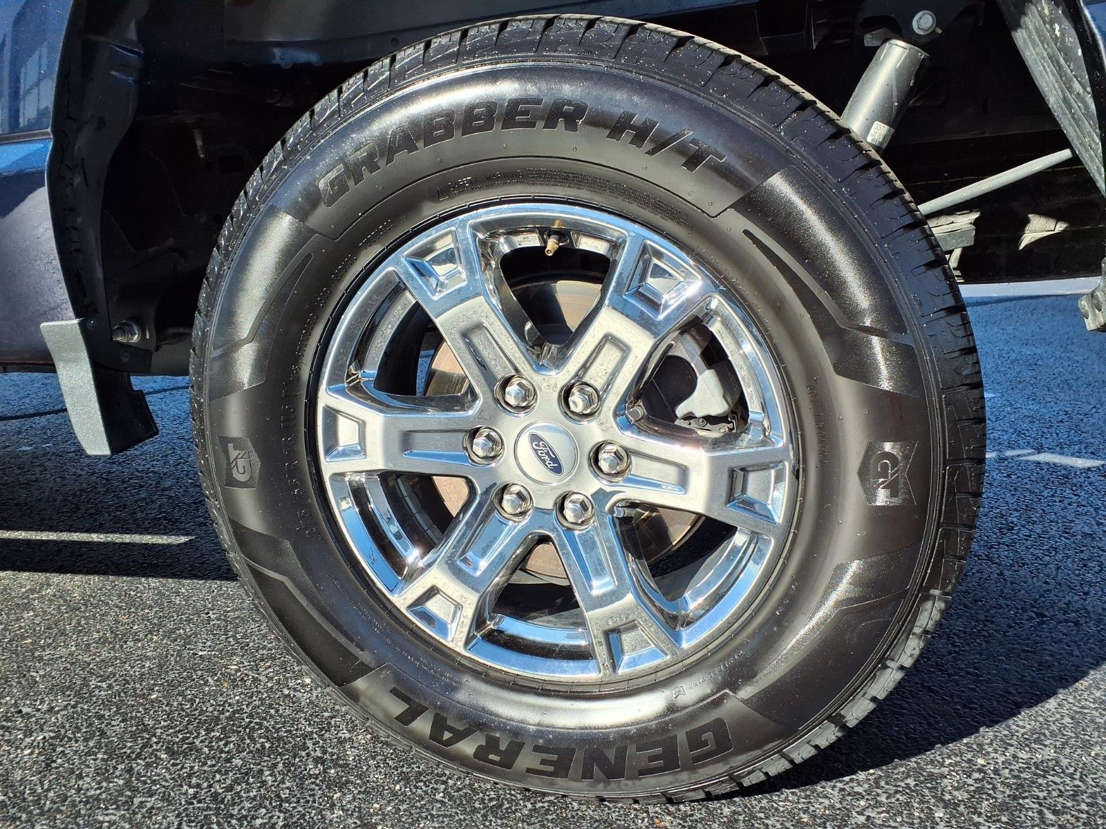 Used 2022 Blue Ford XLT image 34