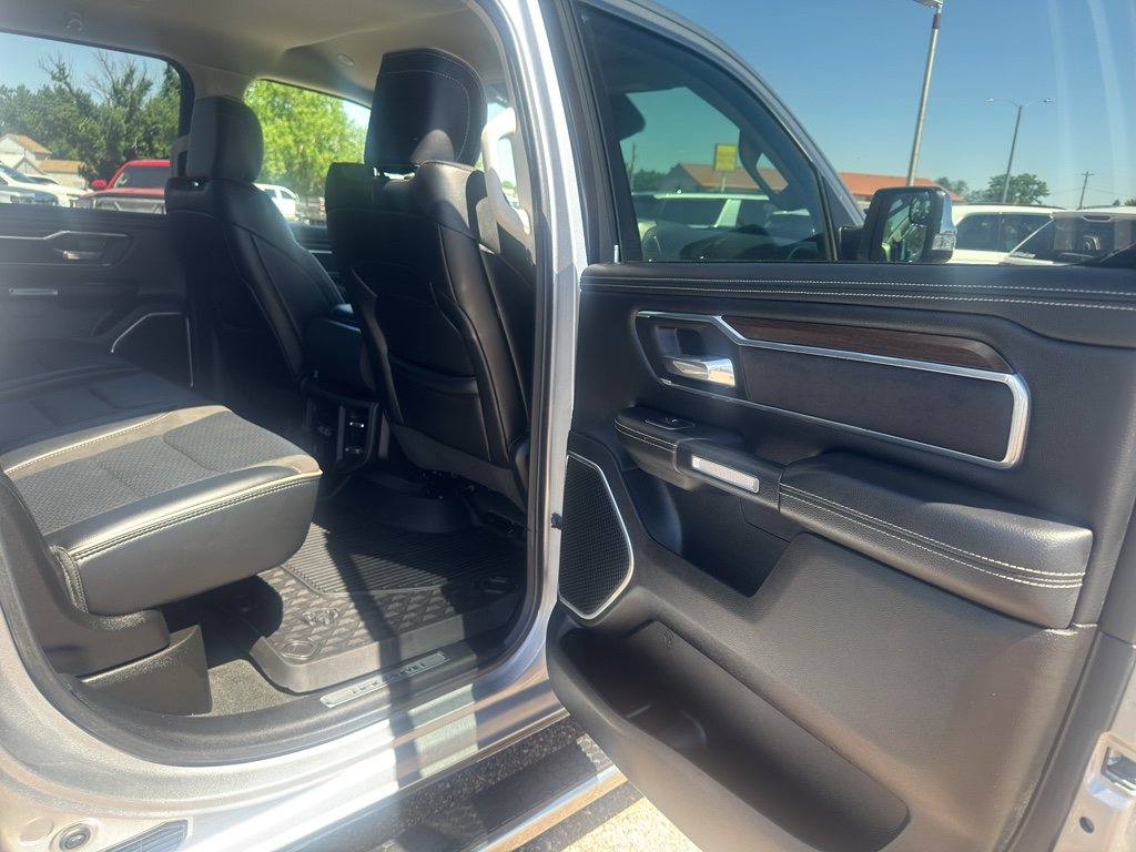 Used 2022 Billet Silver Metallic Clearcoat Ram Laramie image 16