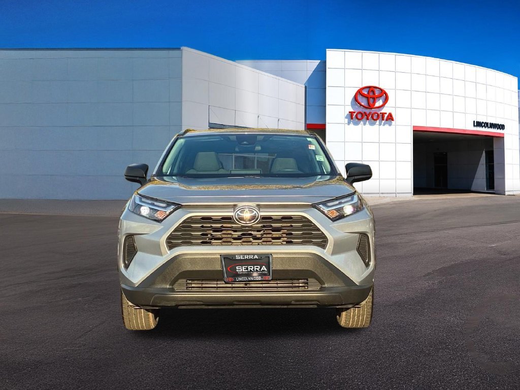 Used 2025 Silver Toyota LE image 4