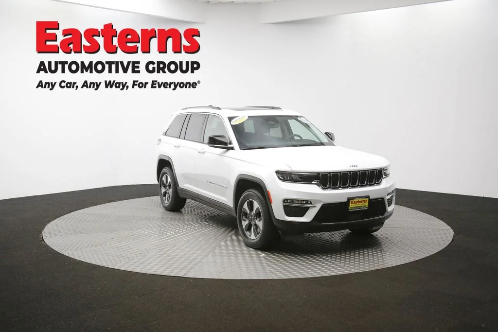 Used 2023 White Jeep 4xe image 50