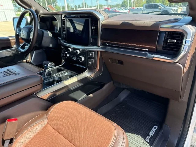 Used 2025 White Ford King Ranch image 20