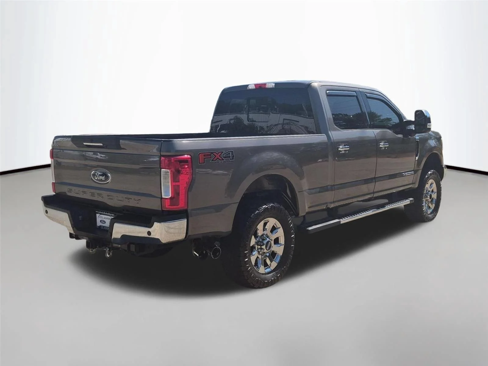 Used 2018 Stone Gray Metallic Ford LARIAT image 5
