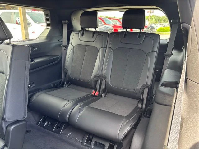 New 2026 Baltic Gray Metallic Clear-Coat Exterior Paint Jeep Laredo image 14