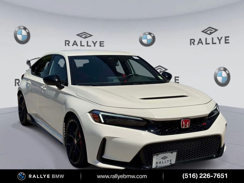2024 Honda Civic Type-R's photo