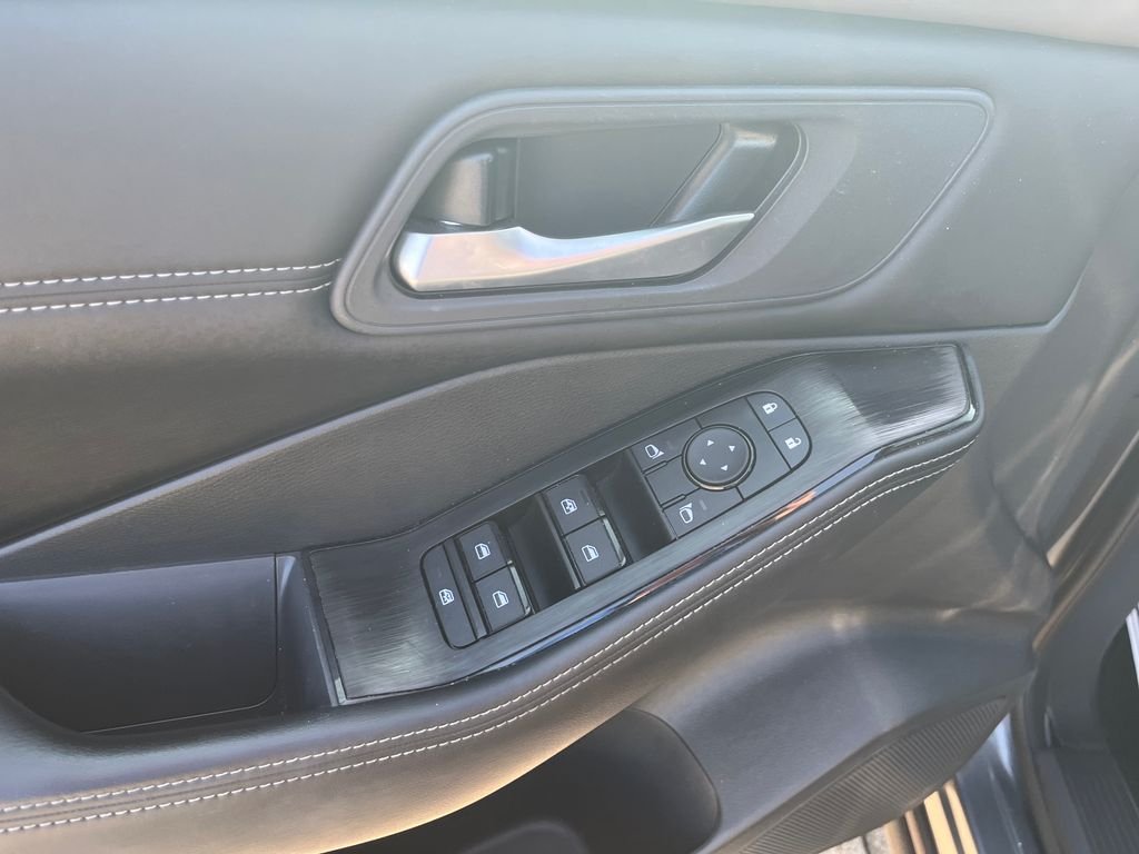 Certified Used 2023 Gray Nissan SV image 10