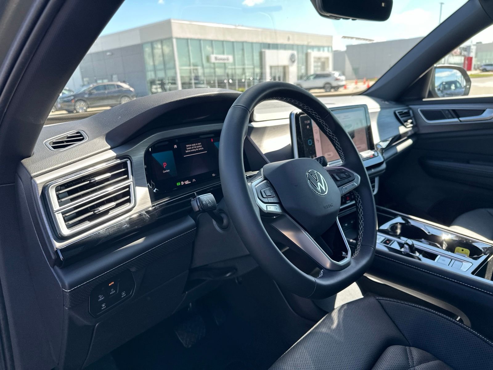 New 2026 Green Volkswagen 2.0T SE w/Technology image 13