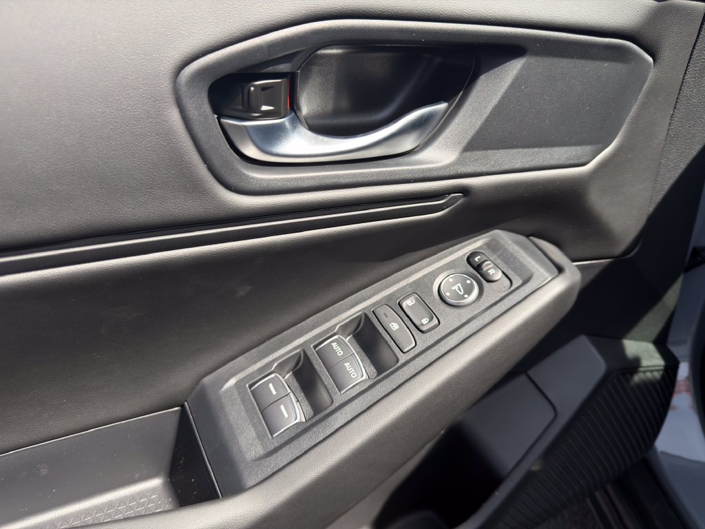 New 2026 Urban Gray Pearl Honda SE image 26