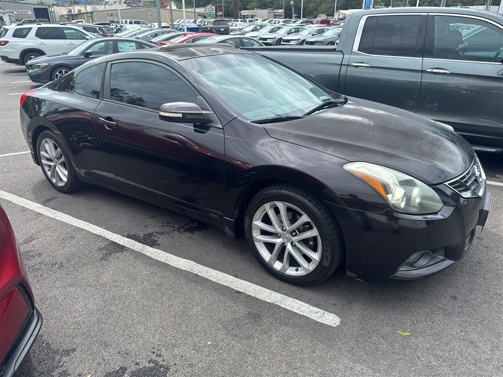 2011 Nissan Altima SR