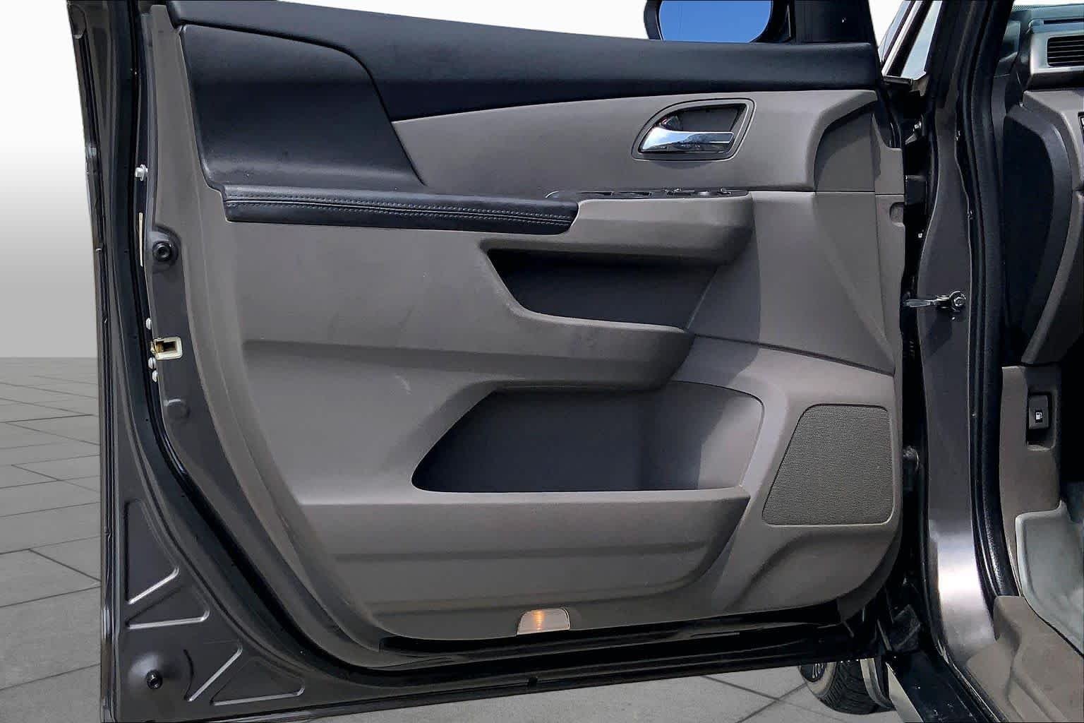Used 2016  Honda EX-L image 21