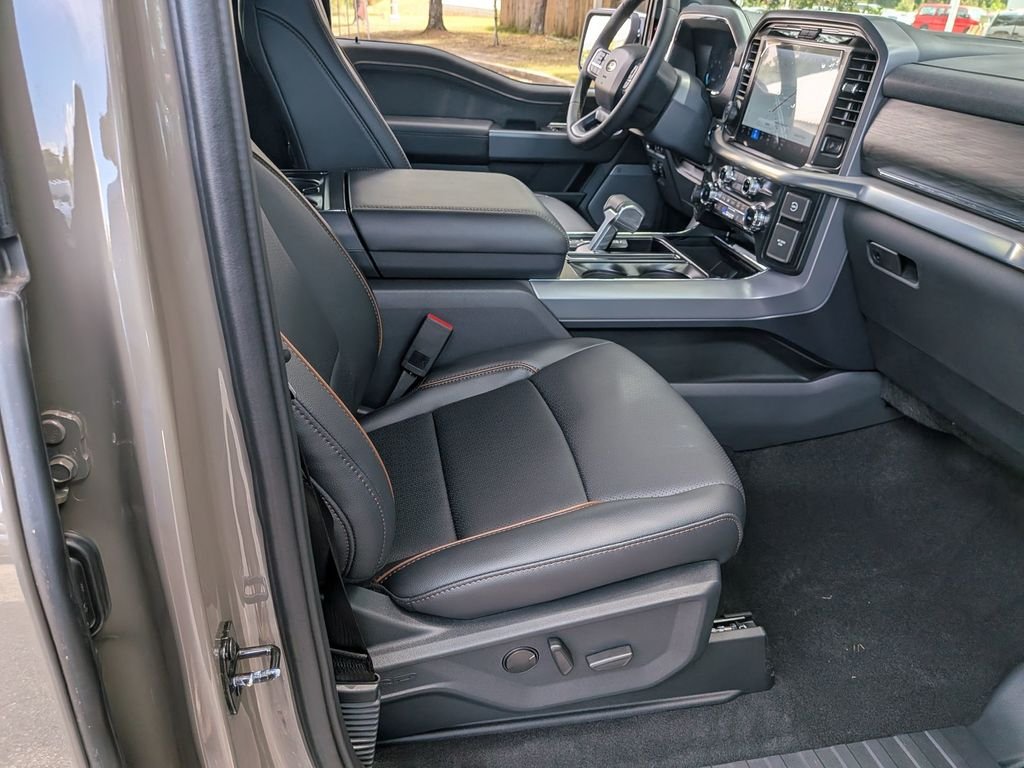 New 2026 Marsh Gray Ford Lariat® image 28