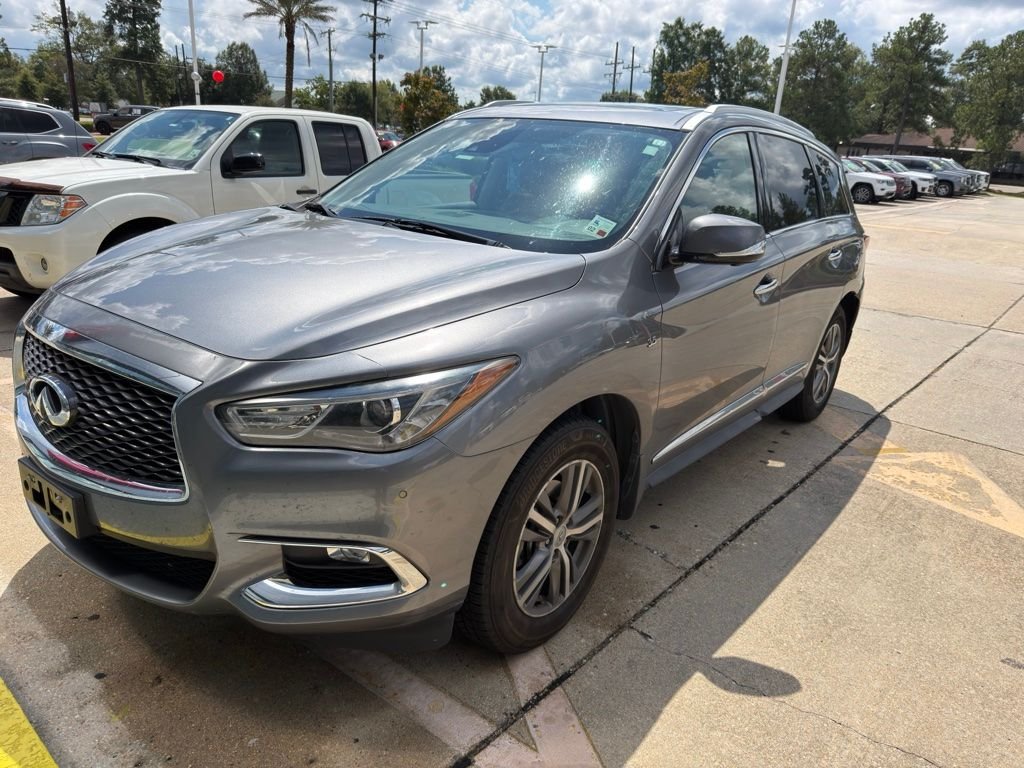 Used 2020 Gray INFINITI LUXE image 1