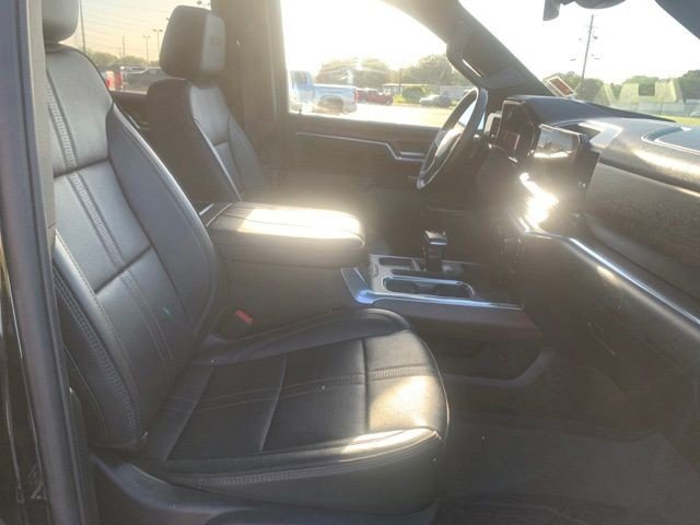 Used 2023 Black Chevrolet High Country image 29